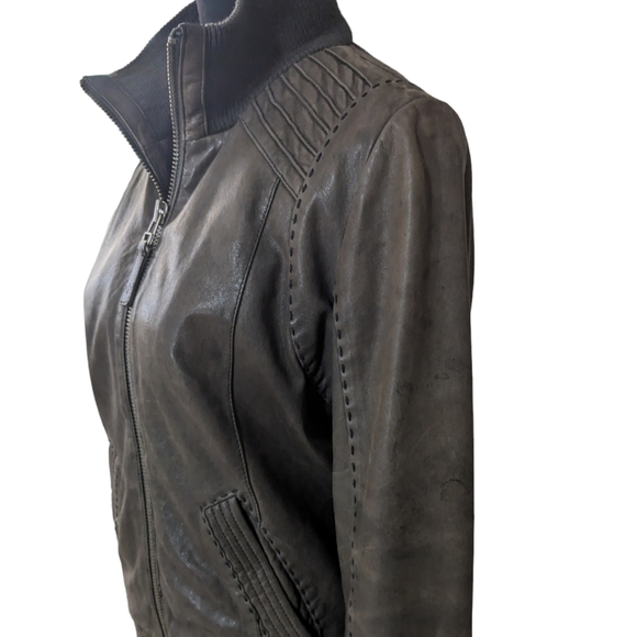 Mackage exclusively for Aritzia brown leather jacket size med in great condition - Picture 3 of 12